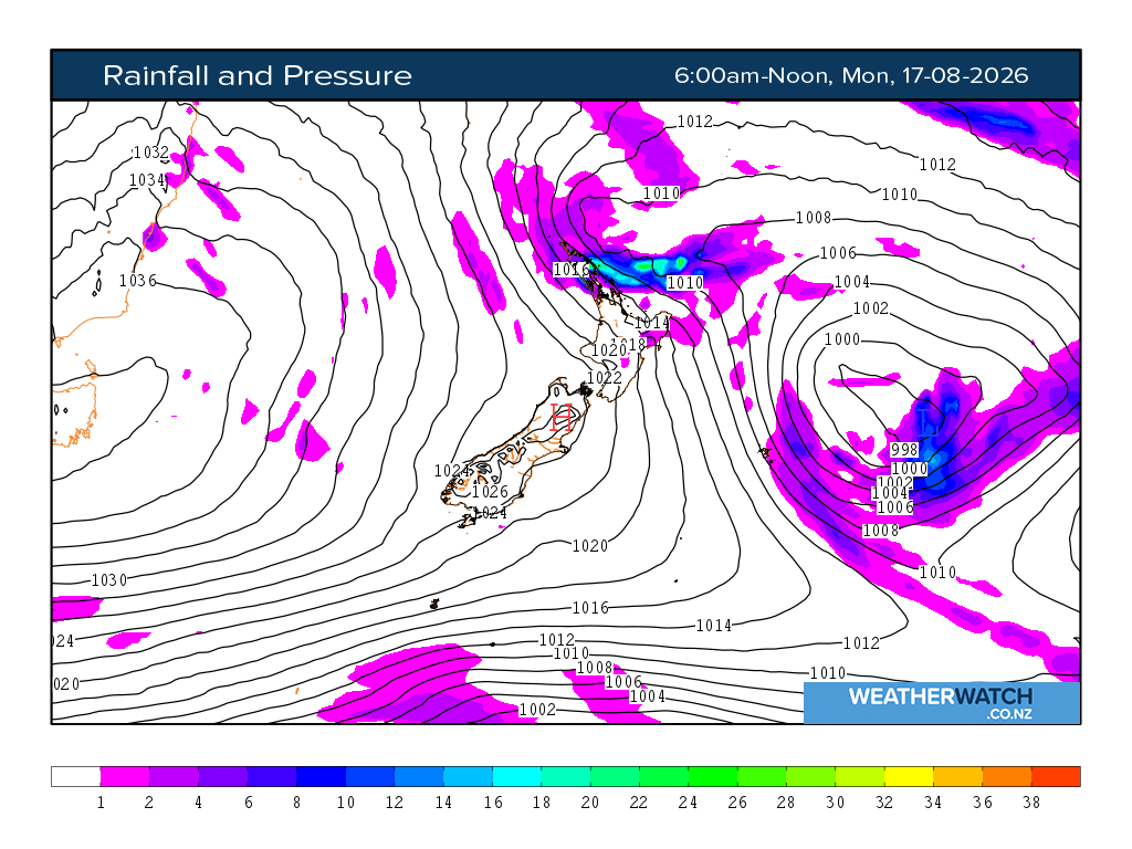 Rainfall and pressure for 6:01am on Mon 17 August 2026